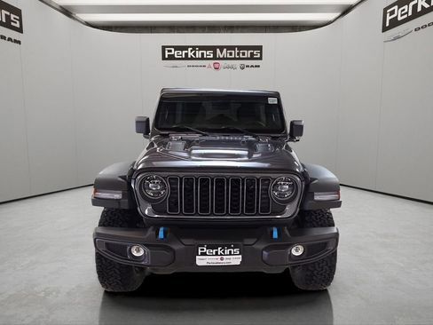 Certified 2025 Jeep Wrangler Unlimited Rubicon 4xe w/ Safety Group AWD/4WD image 8