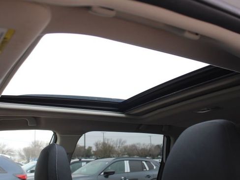 Used 2020 Subaru Forester Premium image 28