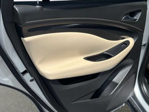 Used 2017 Buick Envision Preferred FWD image 11