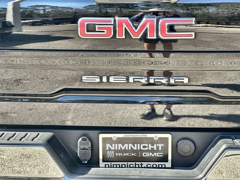 Certified 2023 GMC Sierra 1500 SLT w/ SLT Convenience Package image 31