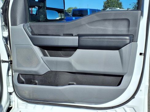 Used 2024 Ford F350 XLT image 13