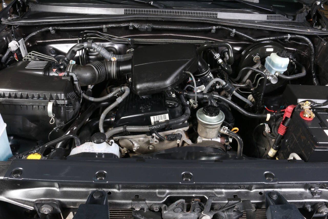 Used 2011 Toyota Tacoma 2WD Regular Cab image 11