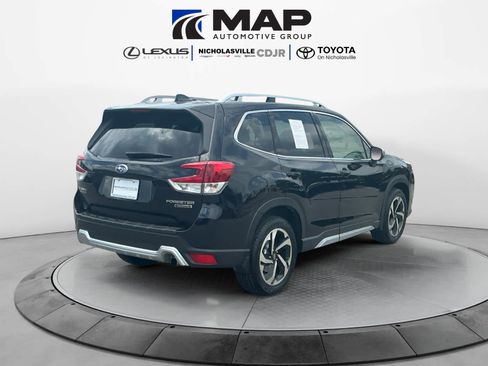 Used 2023 Subaru Forester Touring AWD/4WD image 5