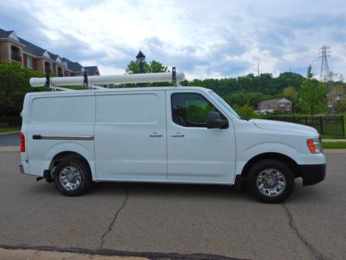 Used 2018 Nissan NV 2500 SL w/ Navigation Package RWD image 9