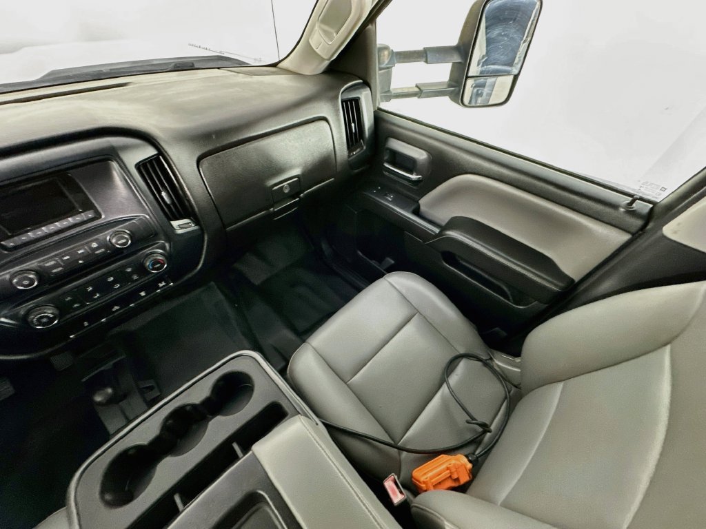 Used 2015 Chevrolet Silverado 3500 W/T w/ WT Convenience Package AWD/4WD image 11