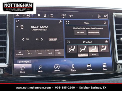 Used 2022 Chrysler Pacifica Touring-L image 11