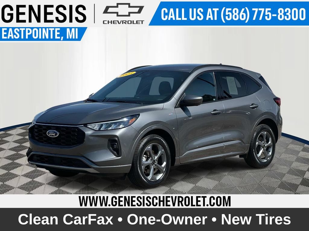 Used 2023 Ford Escape ST-Line Select AWD/4WD image 1