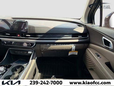 New 2026 Kia Carnival EX image 18