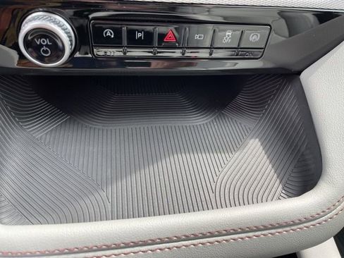 New 2026 Ford Explorer Active image 38