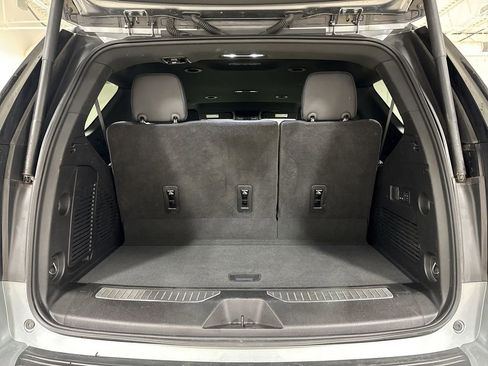 Used 2025 GMC Yukon Denali AWD/4WD image 25