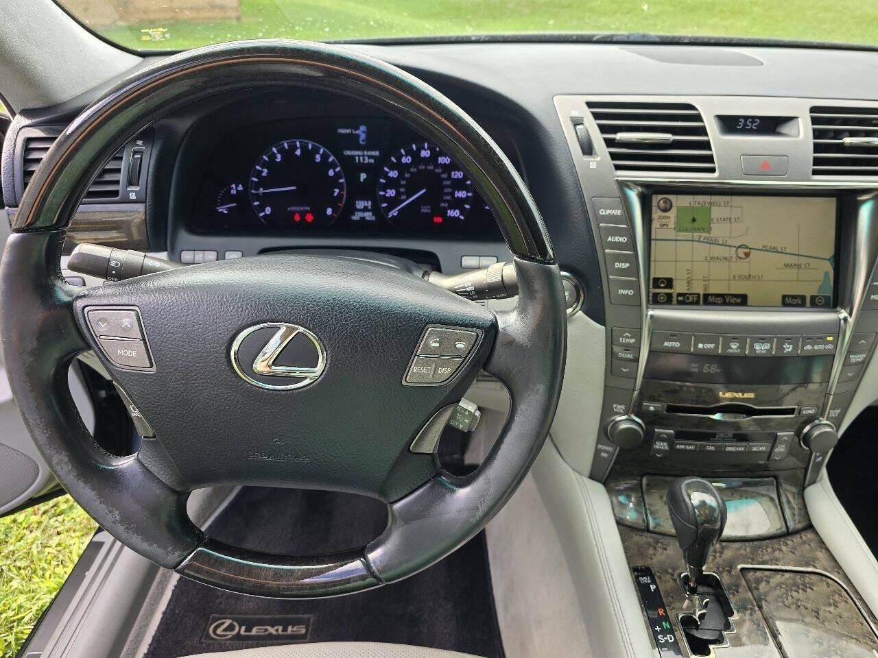 Used 2008 Lexus LS 460 L RWD image 4