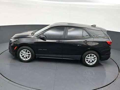 Used 2024 Chevrolet Equinox LS FWD image 10