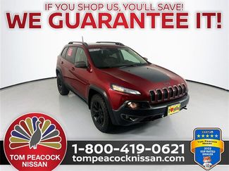 Used 2016 Jeep Cherokee Trailhawk w/ Comfort/Convenience Group image 1