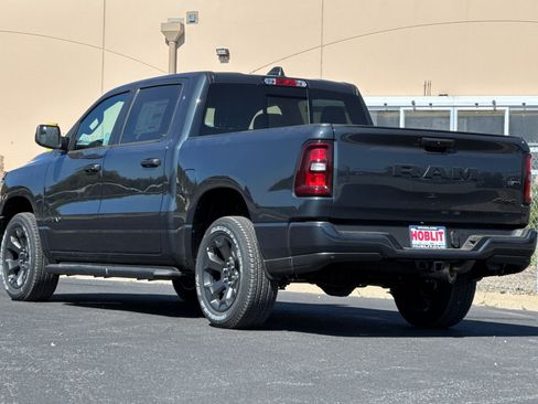 New 2026 RAM 1500 Express AWD/4WD image 5