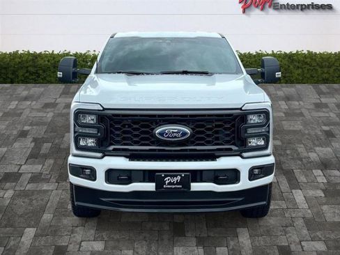 Used 2024 Ford F250 XL w/ STX Appearance Package AWD/4WD image 5
