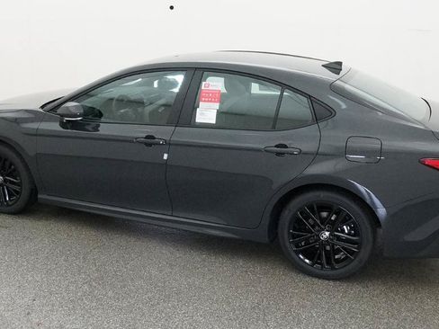 New 2026 Toyota Camry SE FWD image 16