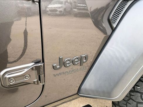 Used 2020 Jeep Wrangler Unlimited Sport image 28