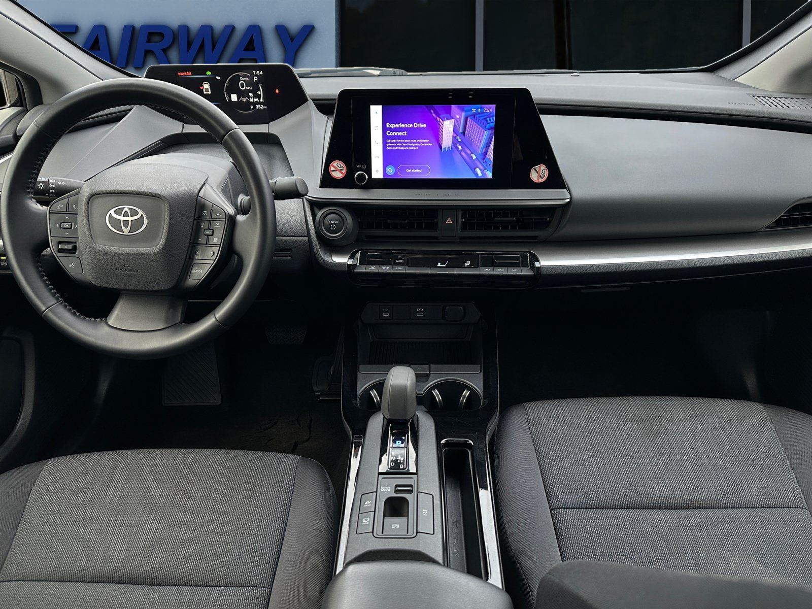 Used 2025 Toyota Prius LE FWD image 14