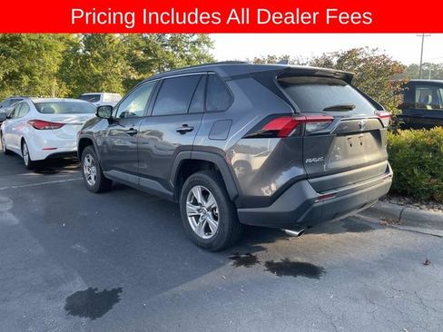 Used 2024 Toyota RAV4 XLE AWD/4WD image 4