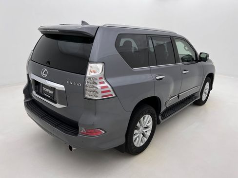 Used 2018 Lexus GX 460 image 6