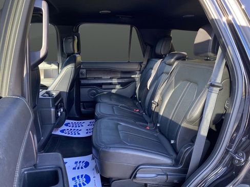 Used 2019 Ford Expedition Limited image 40