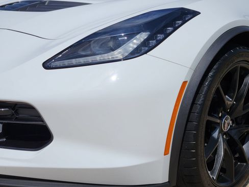 Used 2016 Chevrolet Corvette Z06 w/ 3LZ Preferred Equipment Group RWD image 10