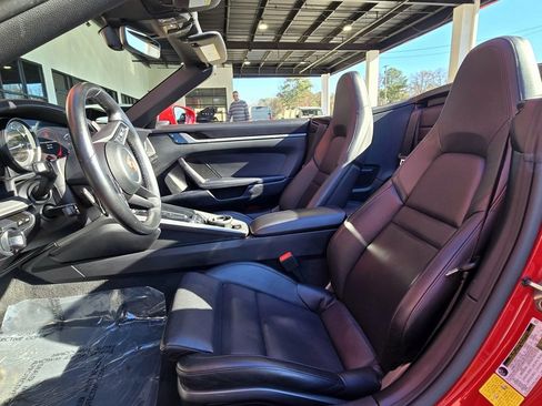 Used 2021 Porsche 911 Carrera w/ Premium Package image 15