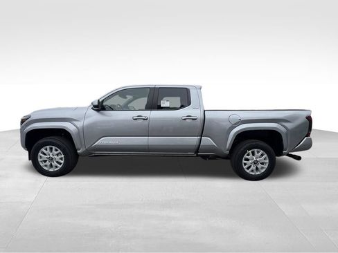 New 2025 Toyota Tacoma SR5 AWD/4WD image 2