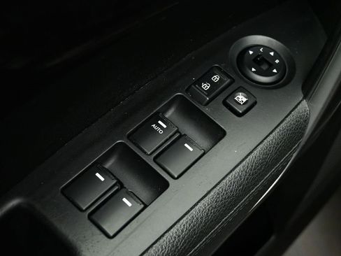 Used 2015 Kia Sorento LX image 21