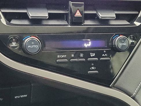 Used 2024 Toyota Camry XSE w/ Navigation Package FWD image 16