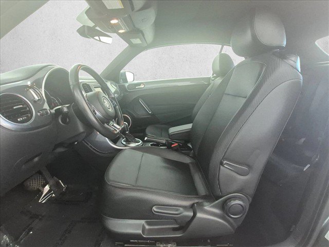 Used 2017 Volkswagen Beetle 1.8T S FWD image 17