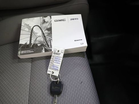 Used 2015 GMC Sierra 1500 2WD Regular Cab image 19