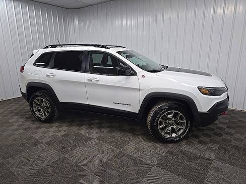 Used 2022 Jeep Cherokee Trailhawk w/ Sun, Sound & Nav Group image 5