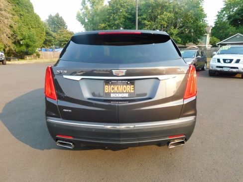 Used 2017 Cadillac XT5 Luxury w/ Driver Awareness Package AWD/4WD image 25