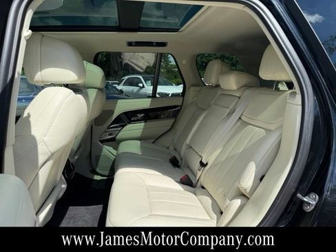Used 2023 Land Rover Range Rover SE AWD/4WD image 17