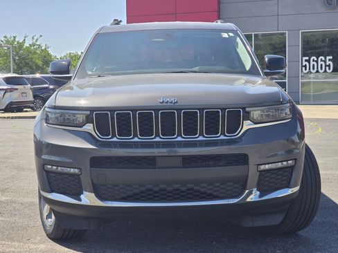 Used 2022 Jeep Grand Cherokee L Limited AWD/4WD image 10