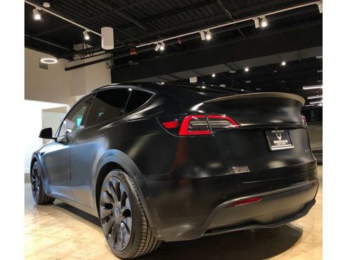 Used 2022 Tesla Model Y Performance image 15