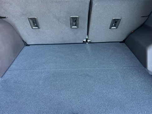 Used 2024 Chevrolet Equinox LS image 19