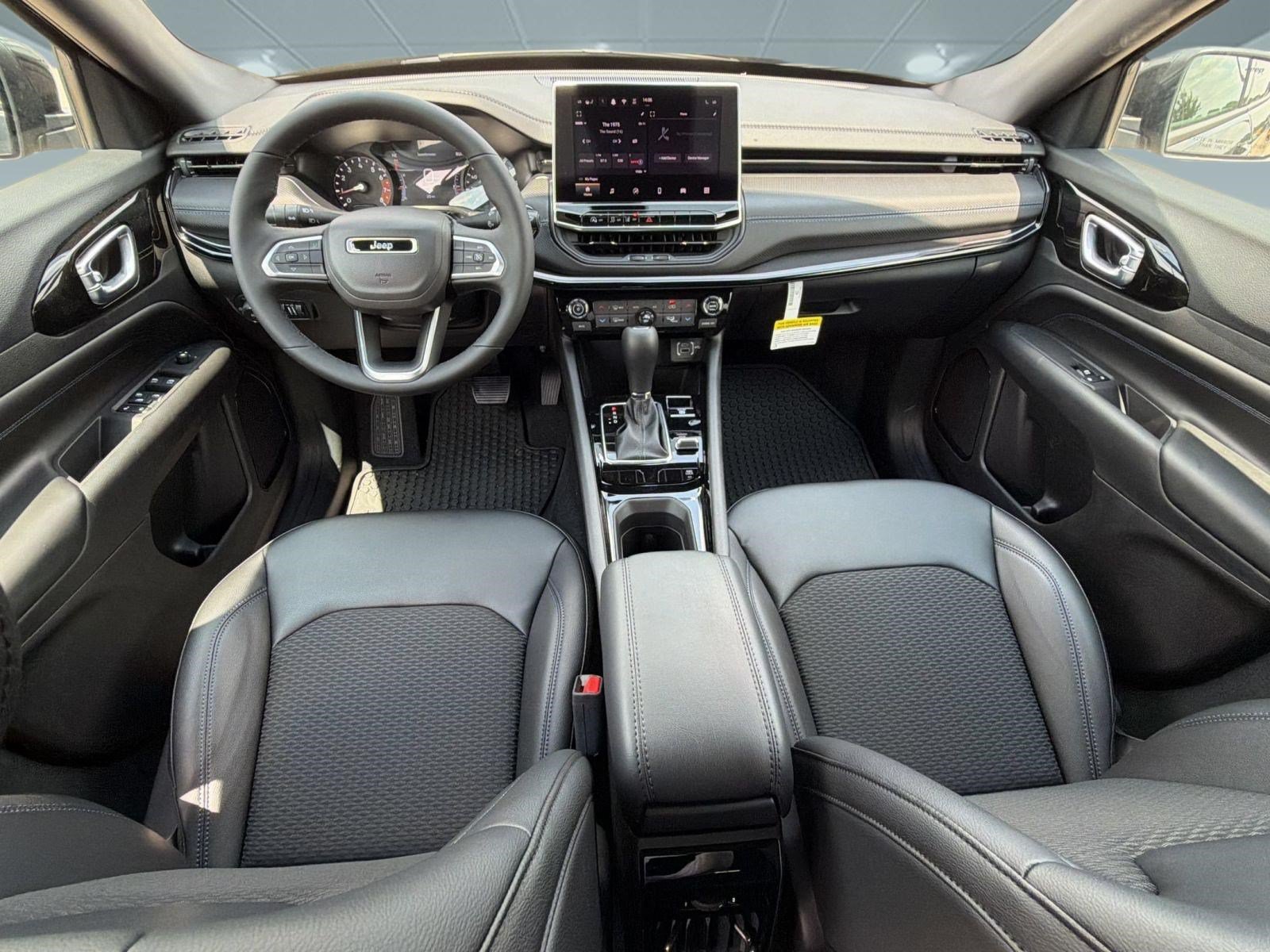 New 2026 Jeep Compass Latitude AWD/4WD image 16