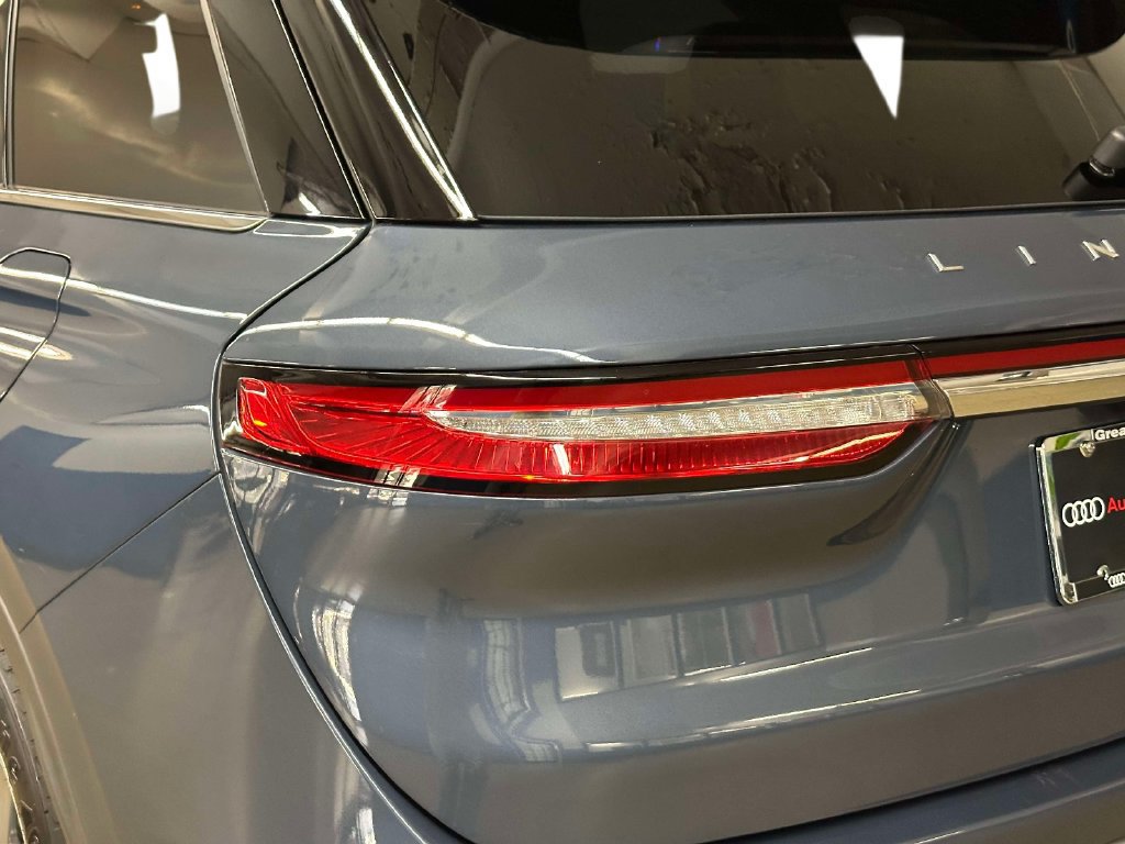 Used 2022 Lincoln Corsair AWD w/ Premium Package image 15