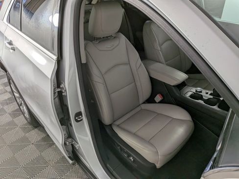 Used 2020 Cadillac XT4 Premium Luxury w/ Enhanced Visibility Package image 31