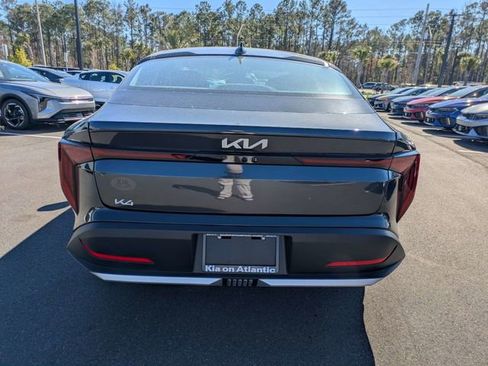 New 2025 Kia K4 EX image 4