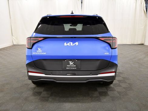 Certified 2026 Kia Sportage EX w/ EX Panorama Roof Package AWD/4WD image 6