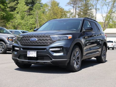 Used 2023 Ford Explorer XLT w/ Equipment Group 202A AWD/4WD image 1