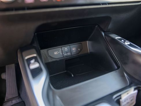 Used 2024 Jeep Wrangler Unlimited Sport AWD/4WD image 19