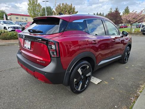 New 2026 Nissan Kicks SR AWD/4WD image 6