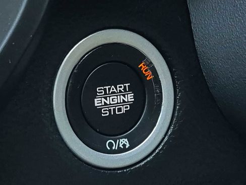 Used 2023 RAM 1500 Big Horn image 24