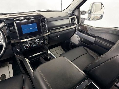 Used 2023 Ford F250 Lariat image 25