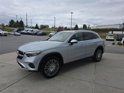 New 2026 Mercedes-Benz GLC 300 4MATIC image 9