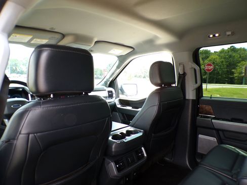 Used 2021 Ford F150 Lariat image 36